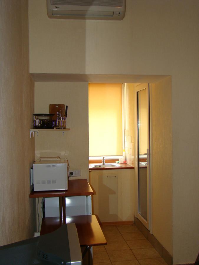Mini-Hotel In Odessa Yard Eksteriør bilde