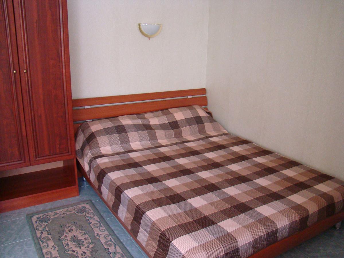 Mini-Hotel In Odessa Yard Eksteriør bilde