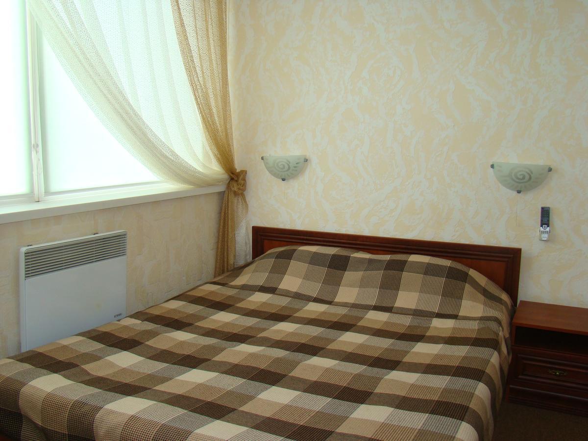 Mini-Hotel In Odessa Yard Eksteriør bilde