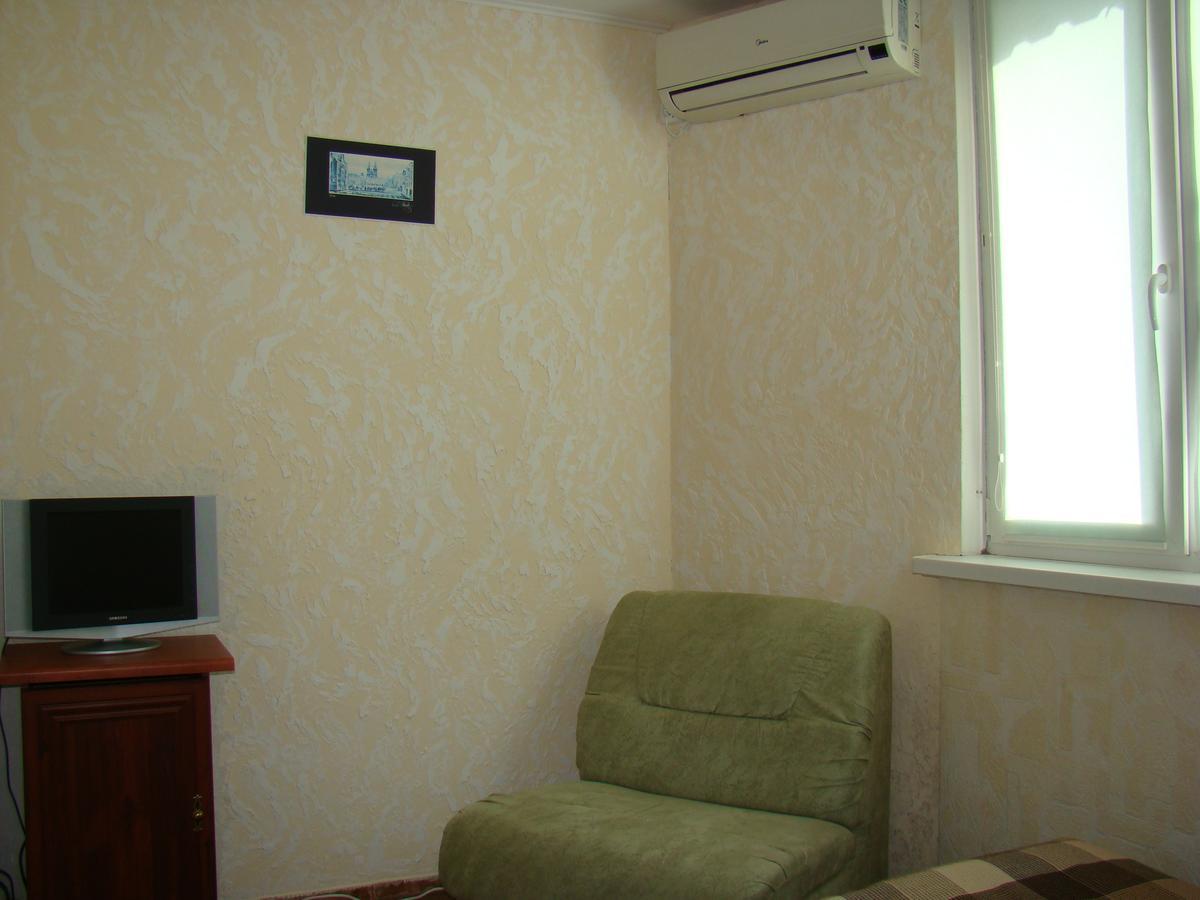 Mini-Hotel In Odessa Yard Eksteriør bilde